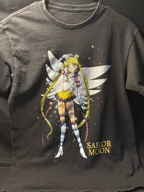 Sailor Moon T Shirt Men’s Medium Black Anime Manga Angel Wing Graphic Tee.